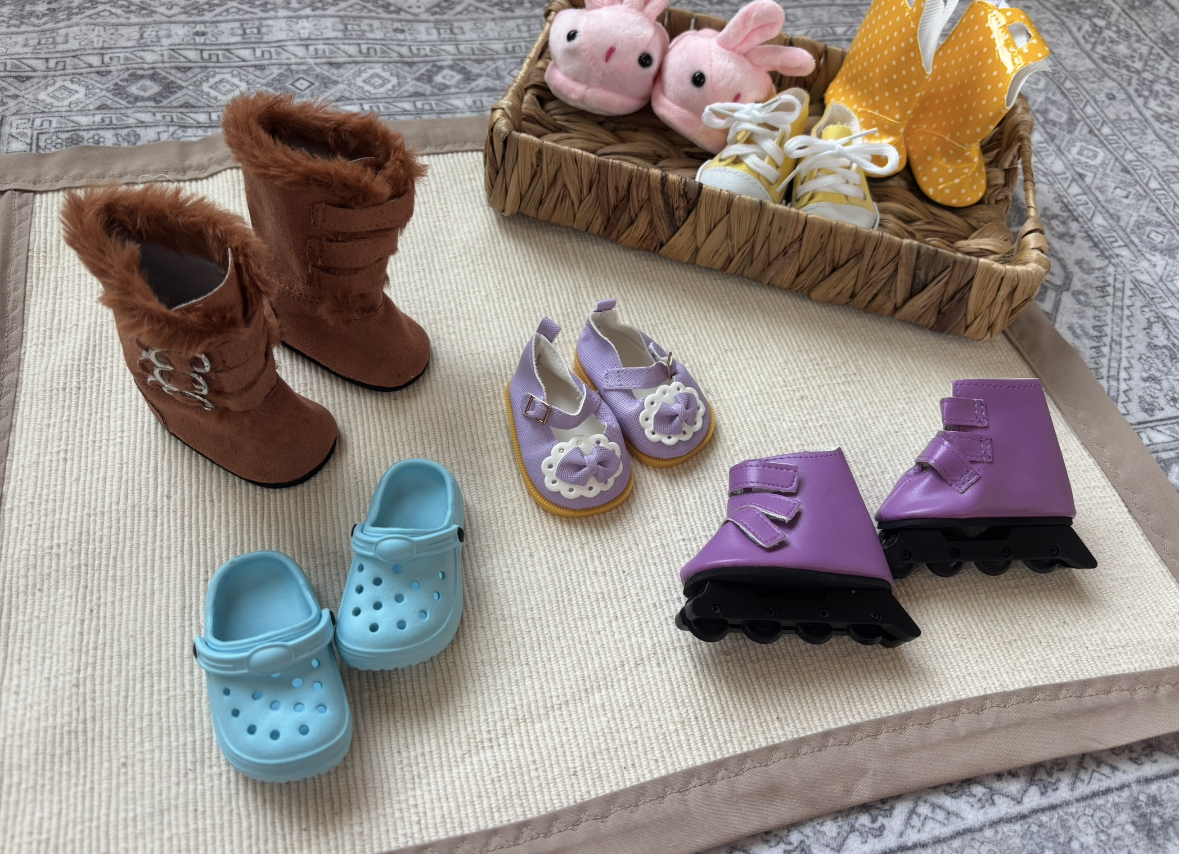 Shoes Language Object Set : 7 Pairs - Image 2