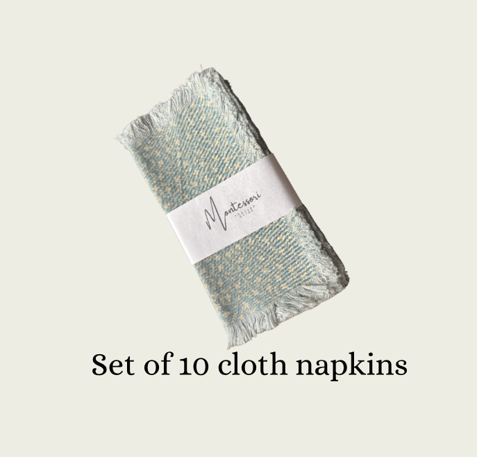 Napkin (Cornflower Blue Vintage Vine)